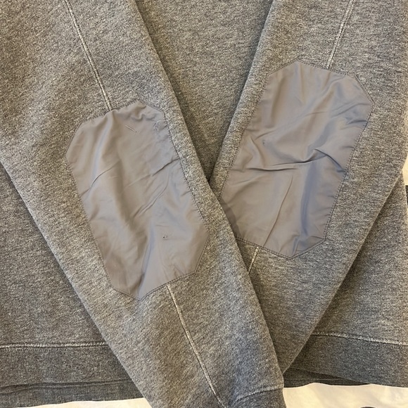 Victorinox Mens Fleece Sweater - Picture 5 of 5